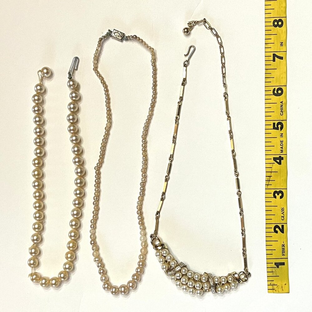 Mixed Lot of 3 Vintage Faux Pearl Necklaces in Various Colors & Conditions - Picture 2 of 10